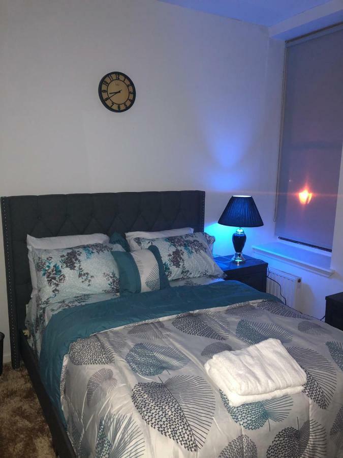 Biverlyhills Holiday Home 纽约 外观 照片