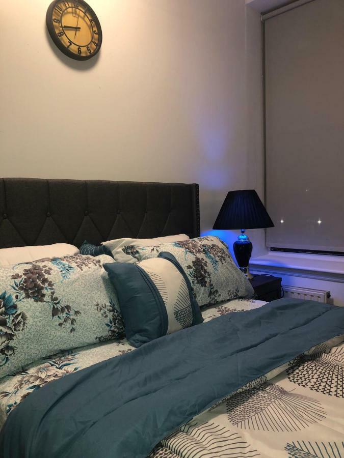 Biverlyhills Holiday Home 纽约 外观 照片